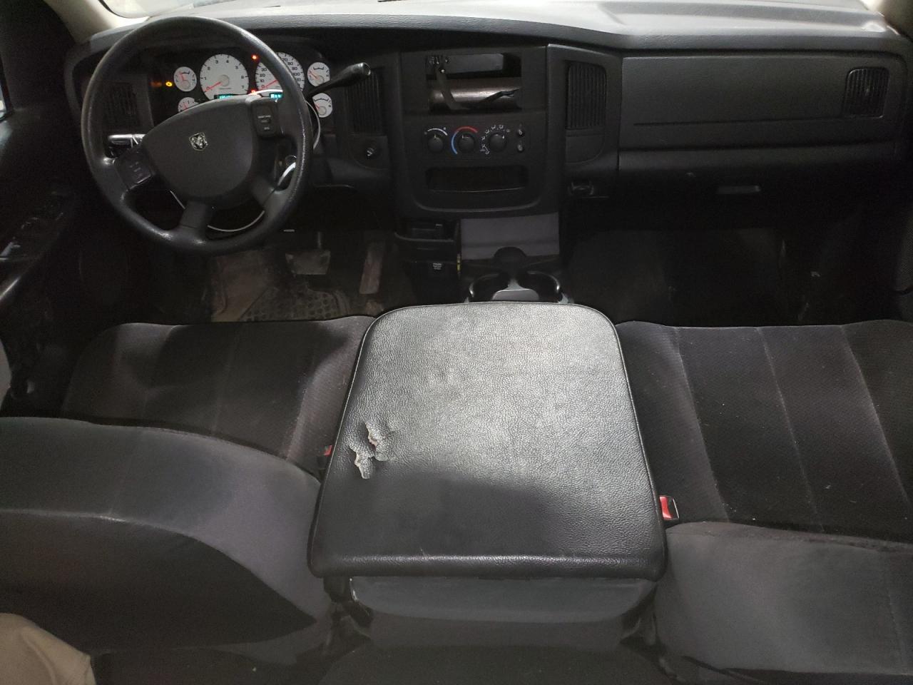 2005 Dodge RAM - Image 8