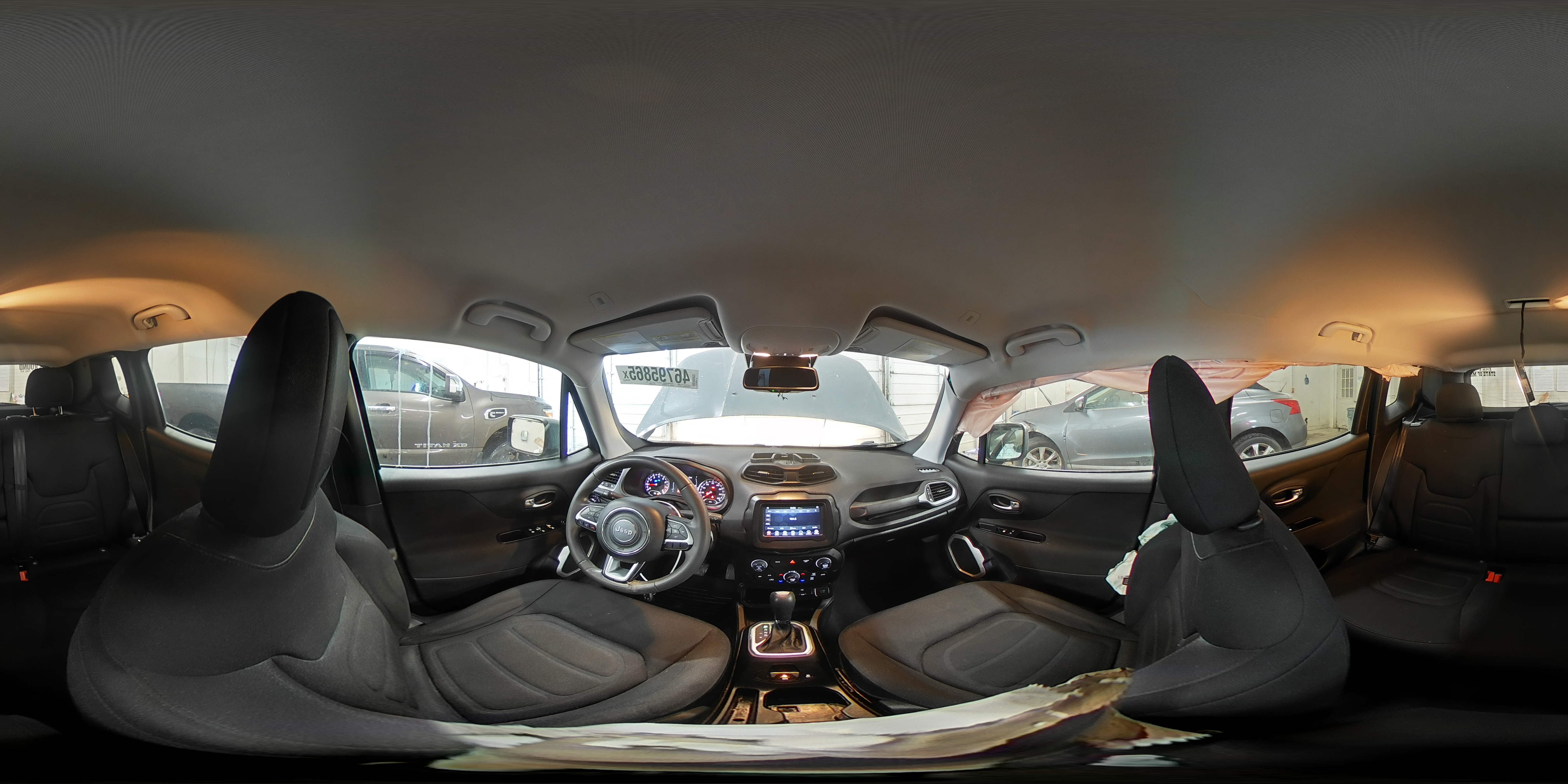 2018 Jeep Renegade - Image 14