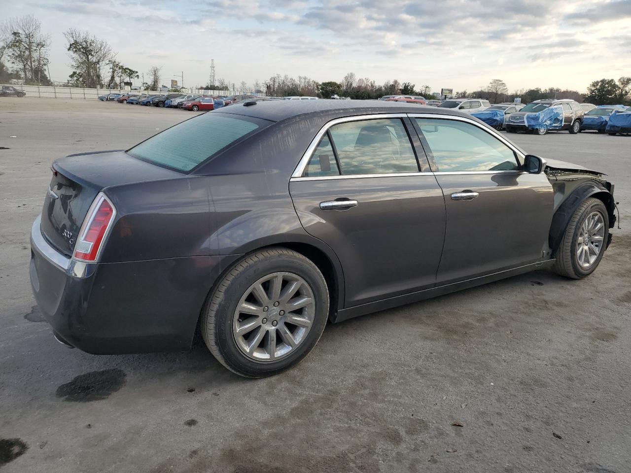 2013 Chrysler 300 - Image 3