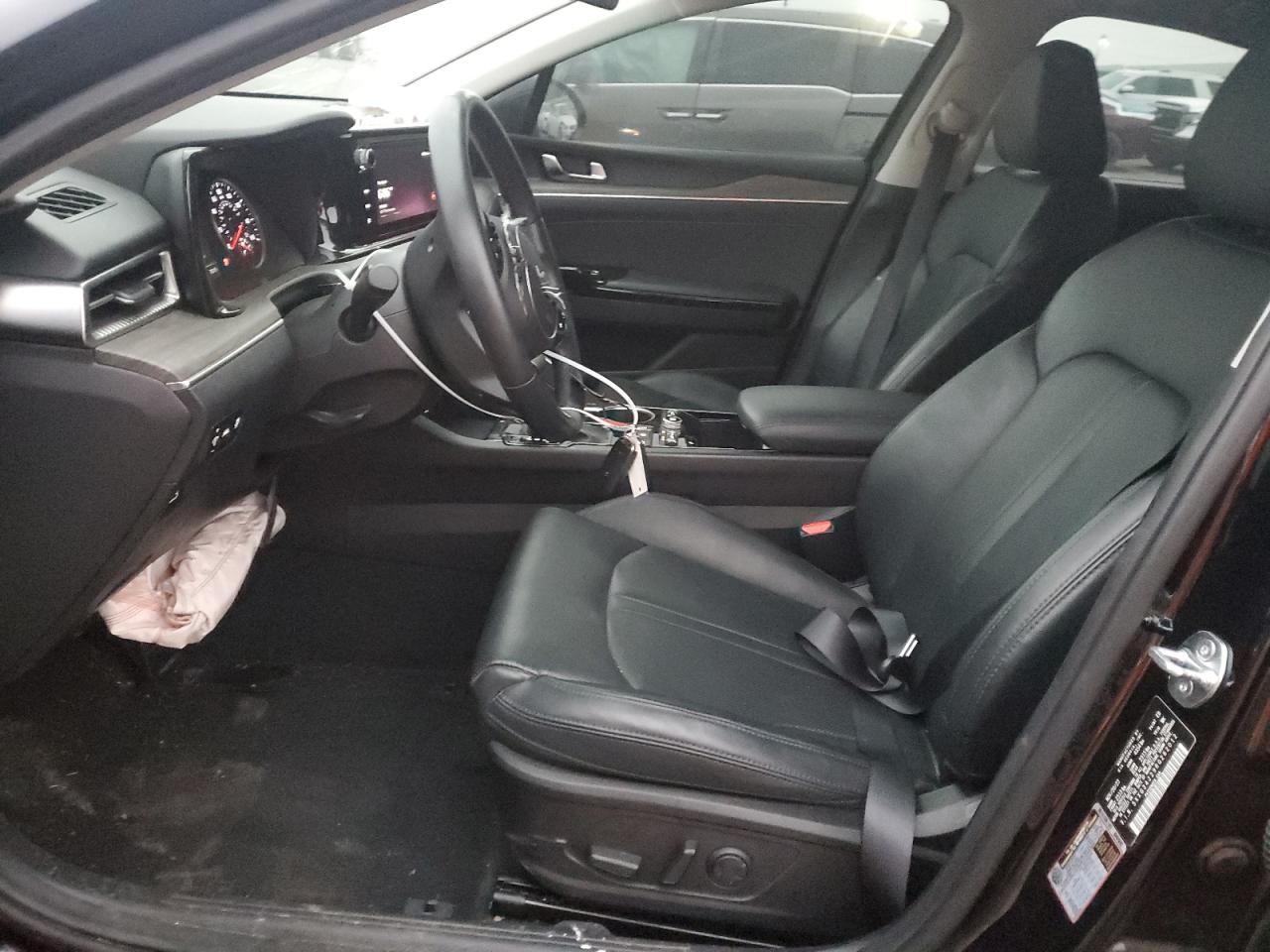 2024 Kia K5 - Image 7