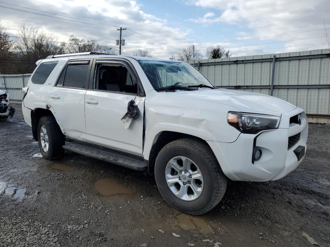 2019 Toyota 4Runner - Image 4