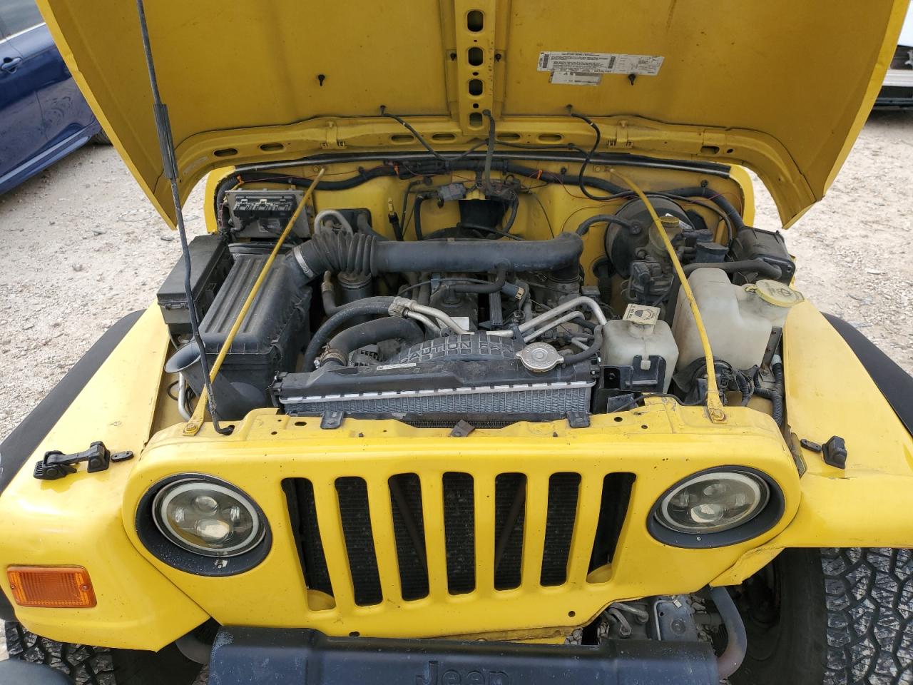 2001 Jeep Wrangler - Image 12