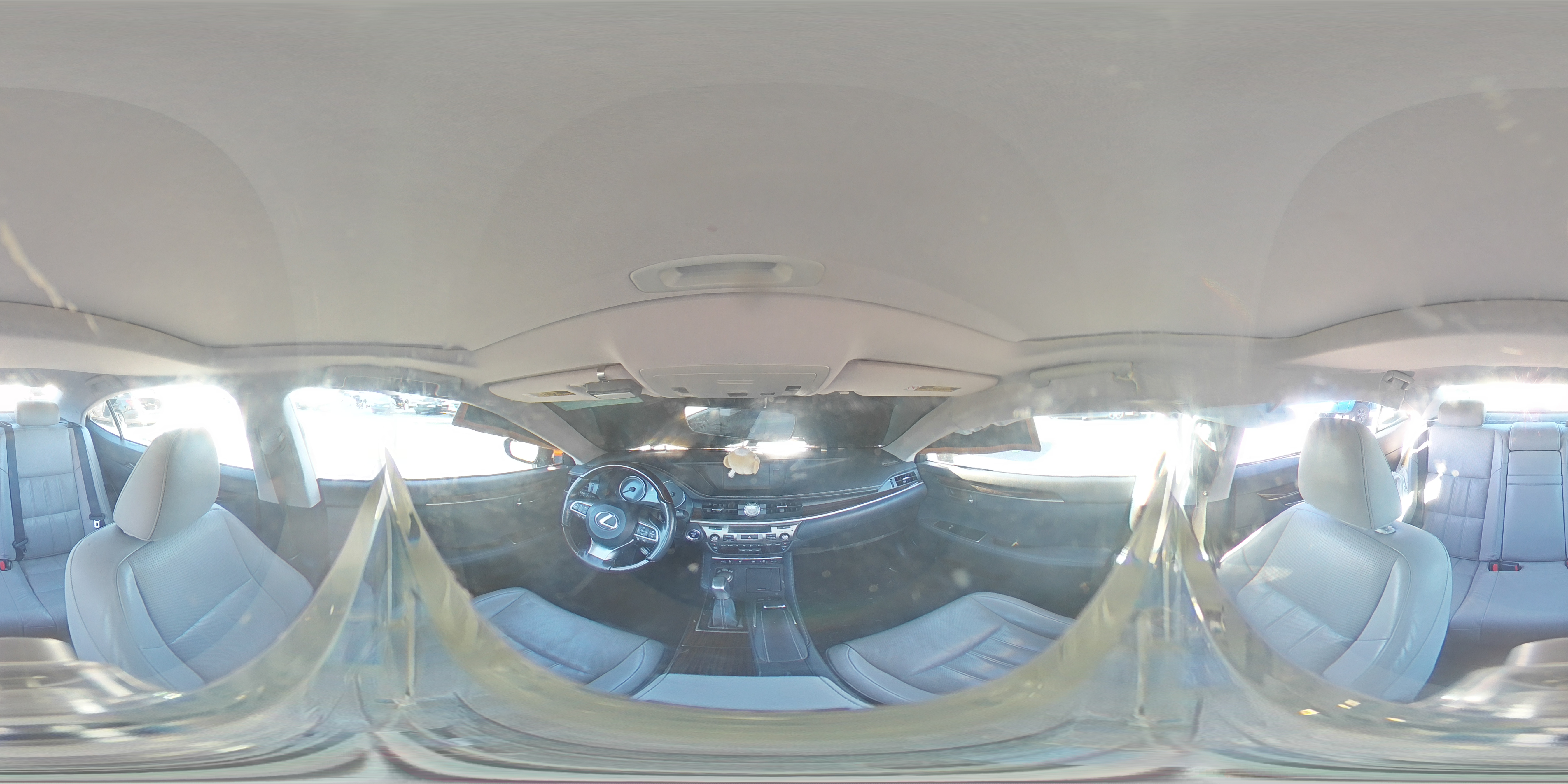 2016 Lexus ES - Image 12