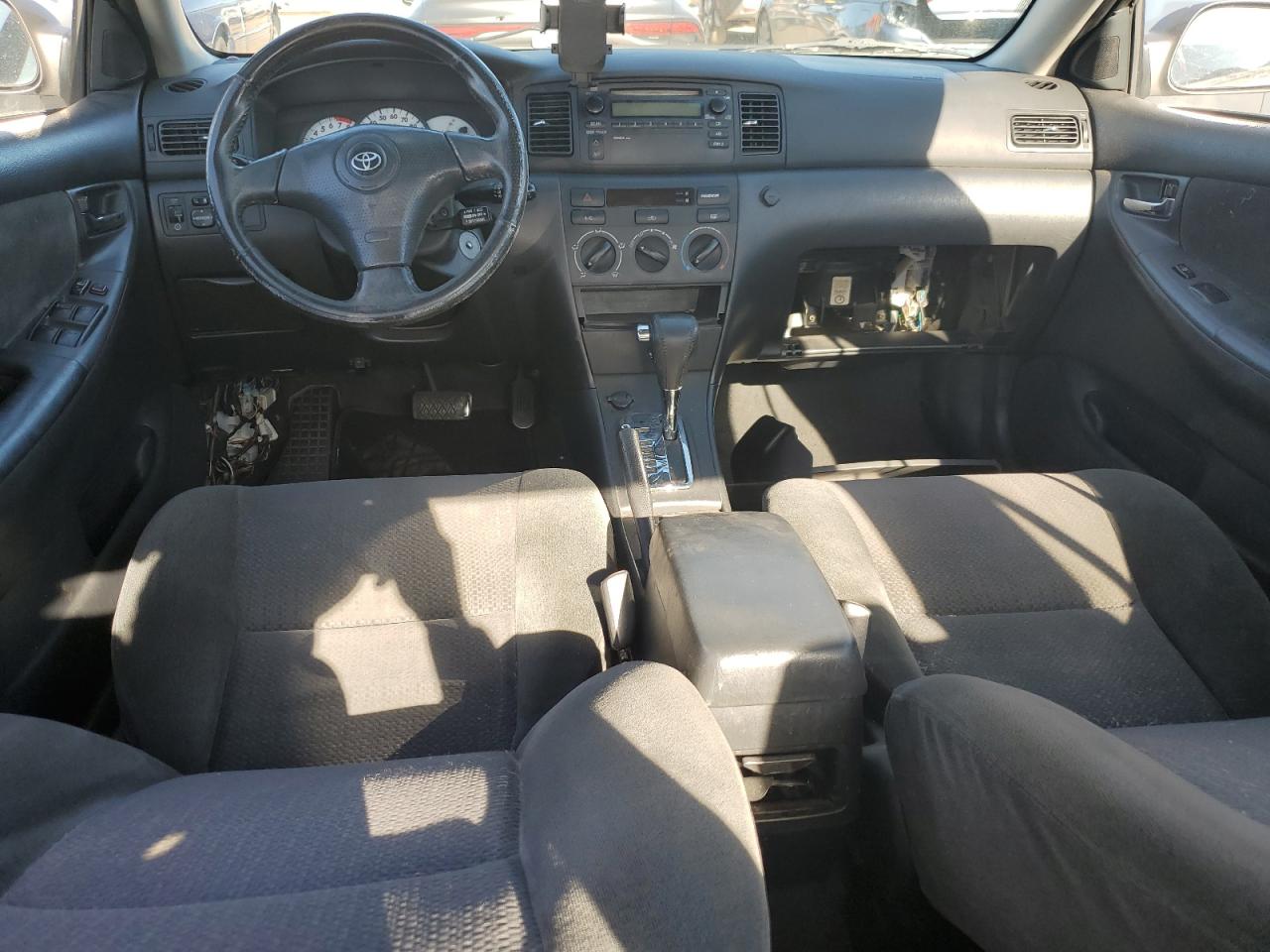2004 Toyota Corolla - Image 8