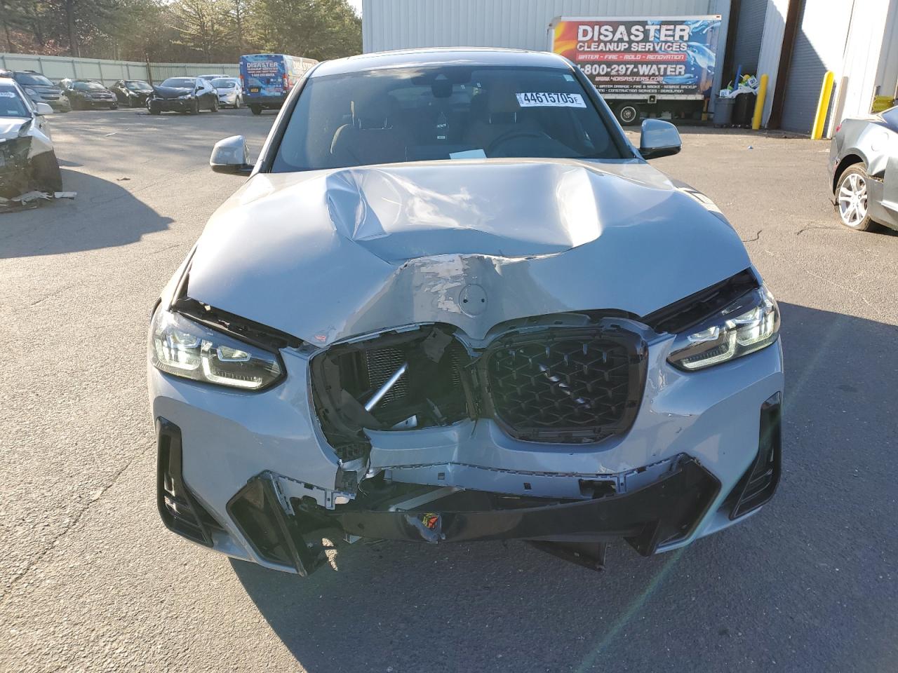 2024 BMW X4 - Image 5