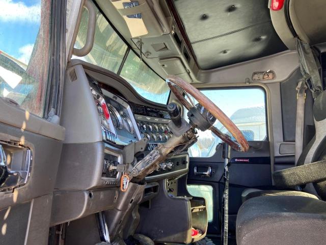 2017 KENWORTH CONSTRUCTION T800  