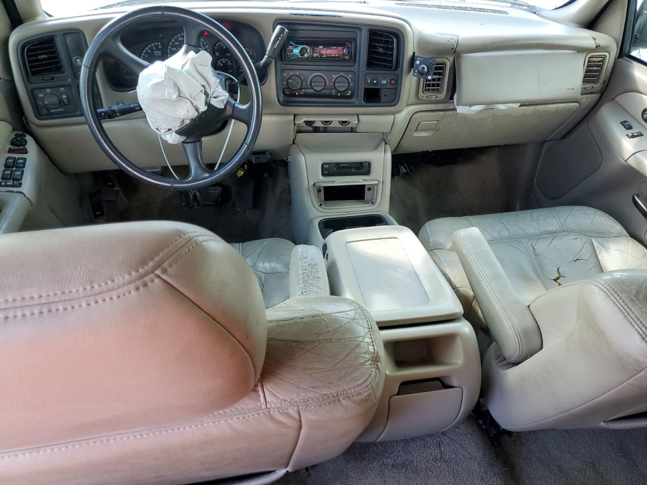 2001 Chevrolet Tahoe - Image 8