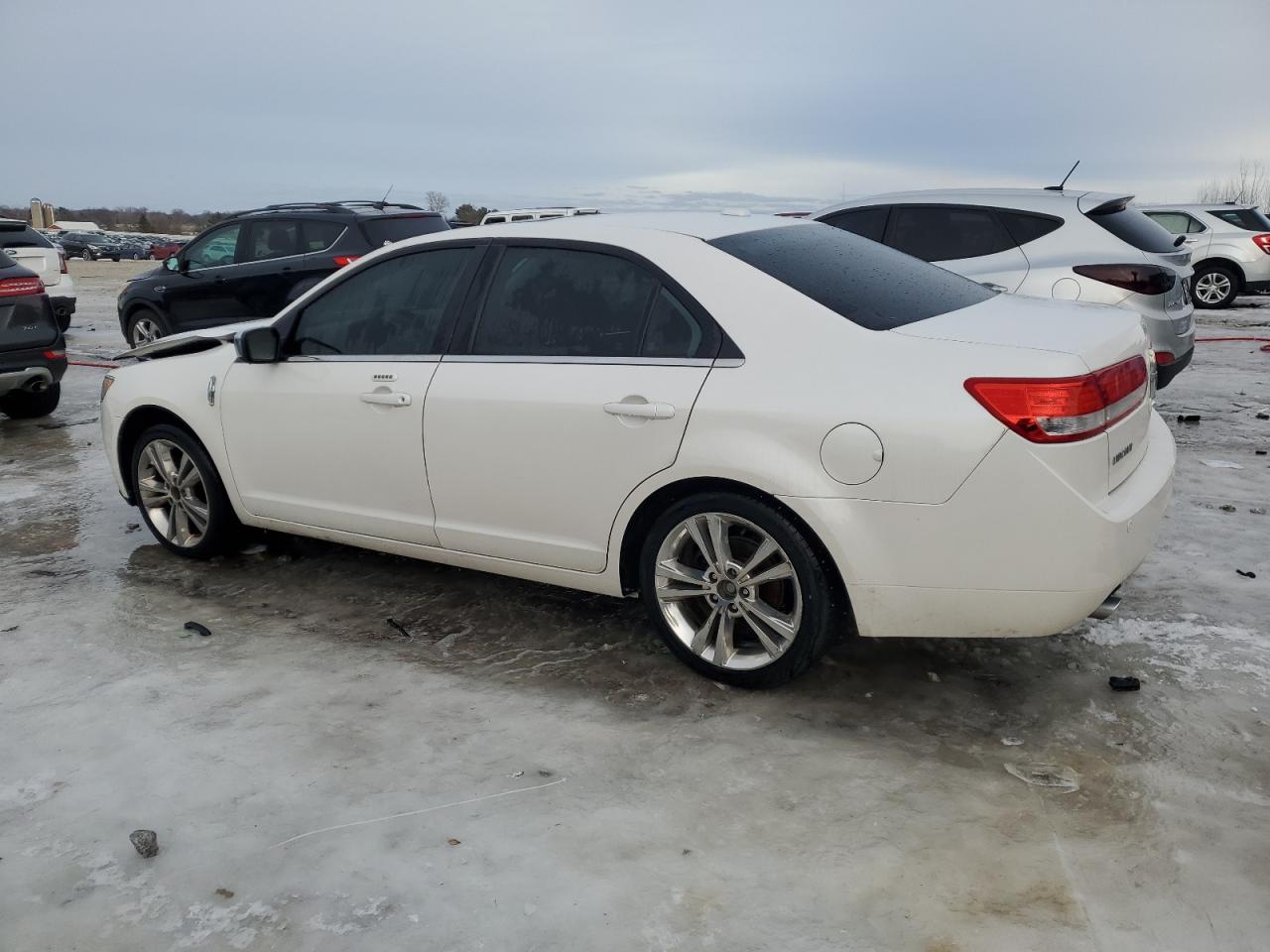 2012 Lincoln MKZ - Image 2