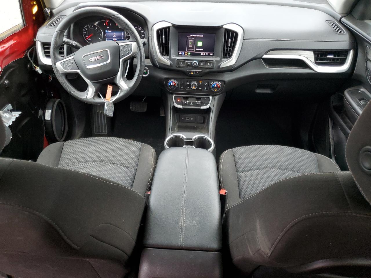 2022 GMC Terrain - Image 8