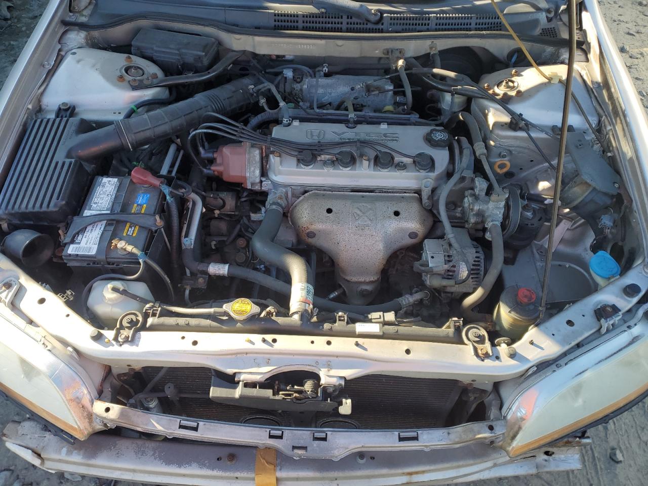 1998 Honda Accord - Image 11