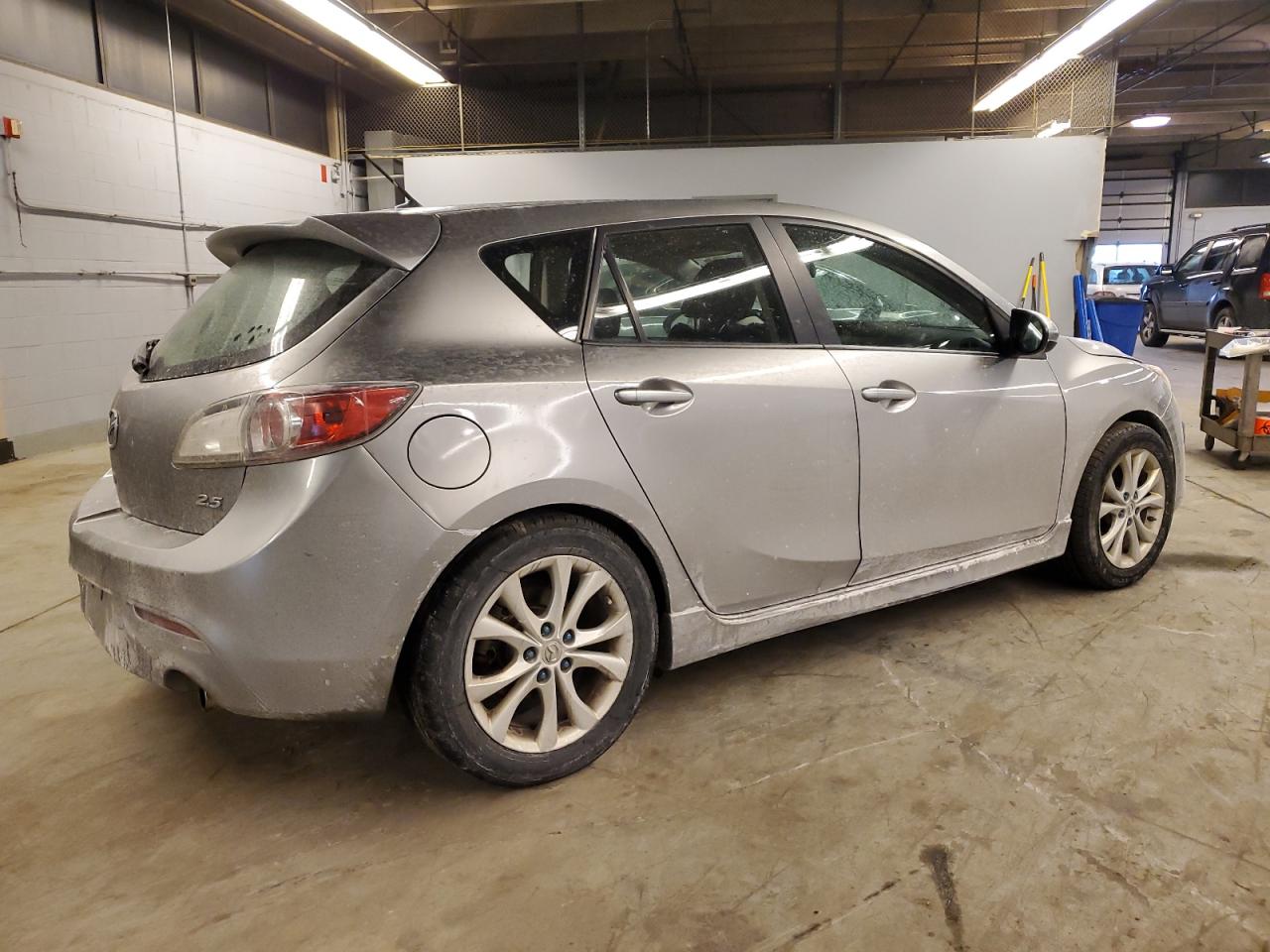 2011 Mazda 3 - Image 3