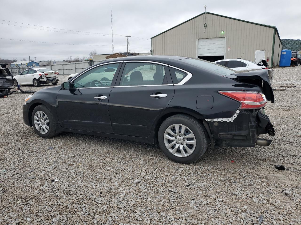 2015 Nissan Altima - Image 2
