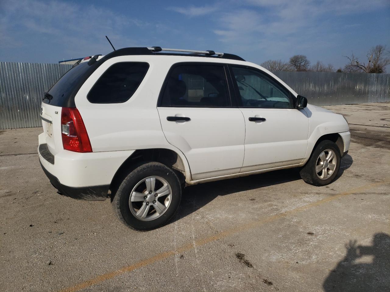 2009 Kia Sportage - Image 3