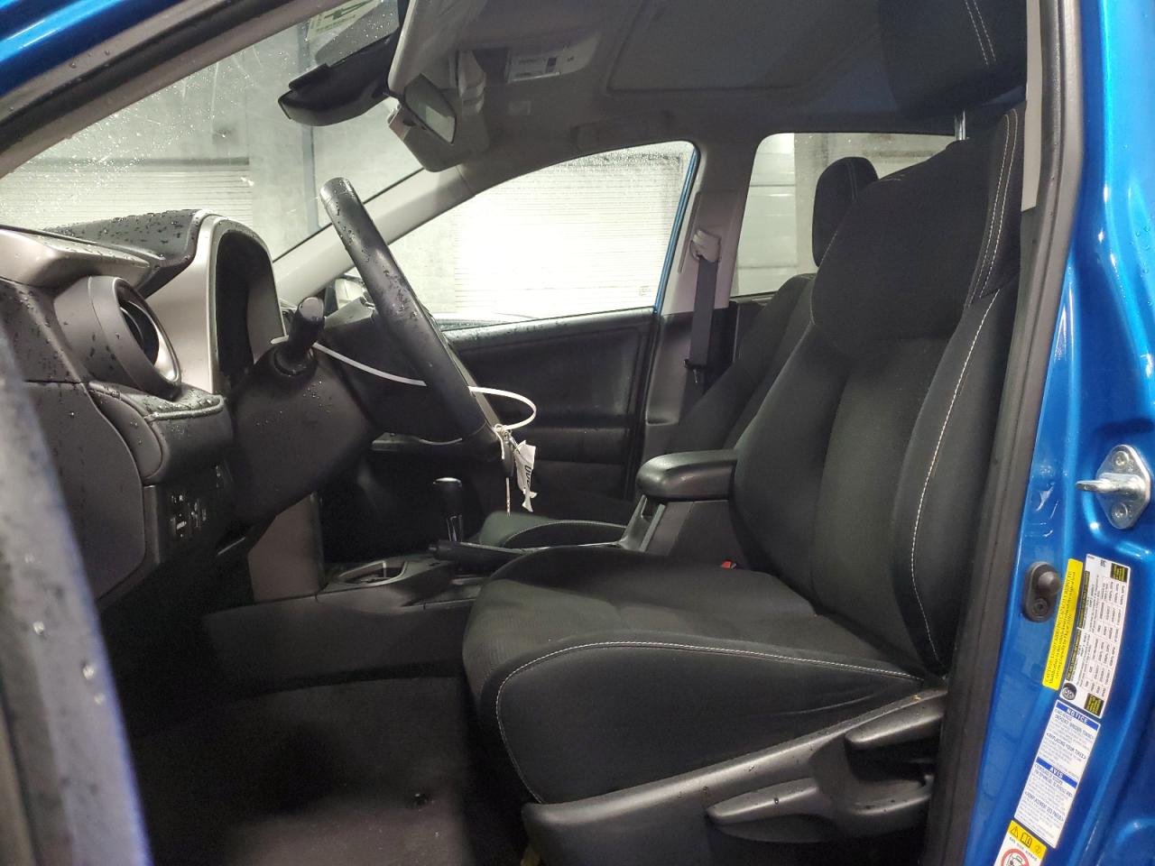 2017 Toyota RAV 4 - Image 7