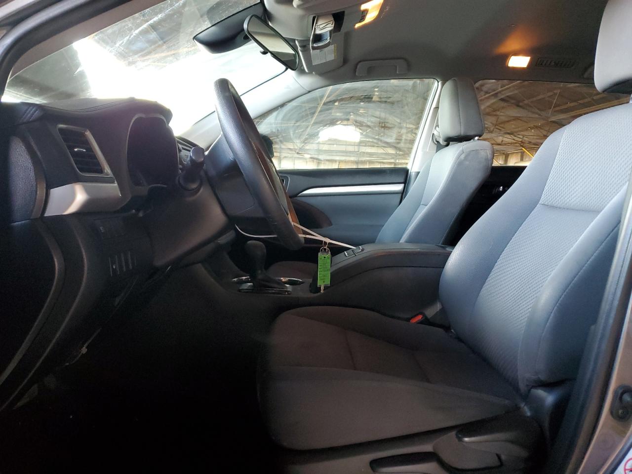 2019 Toyota Highlander - Image 7
