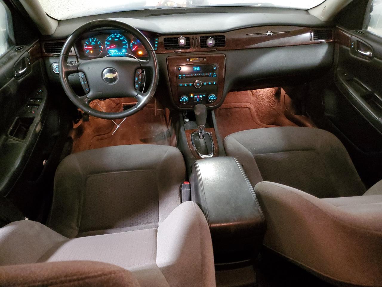 2010 Chevrolet Impala - Image 8