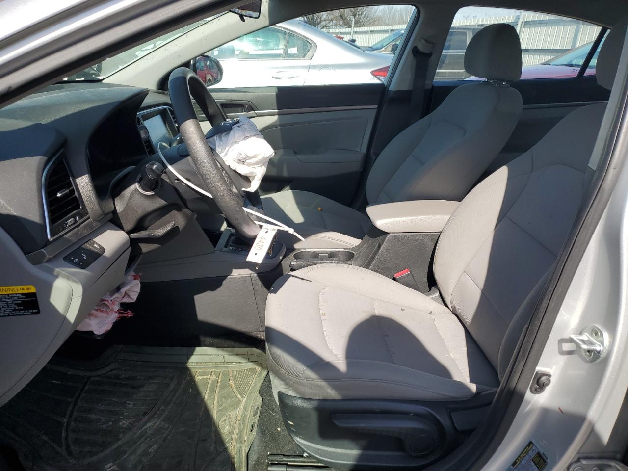 2018 Hyundai Elantra - Image 7