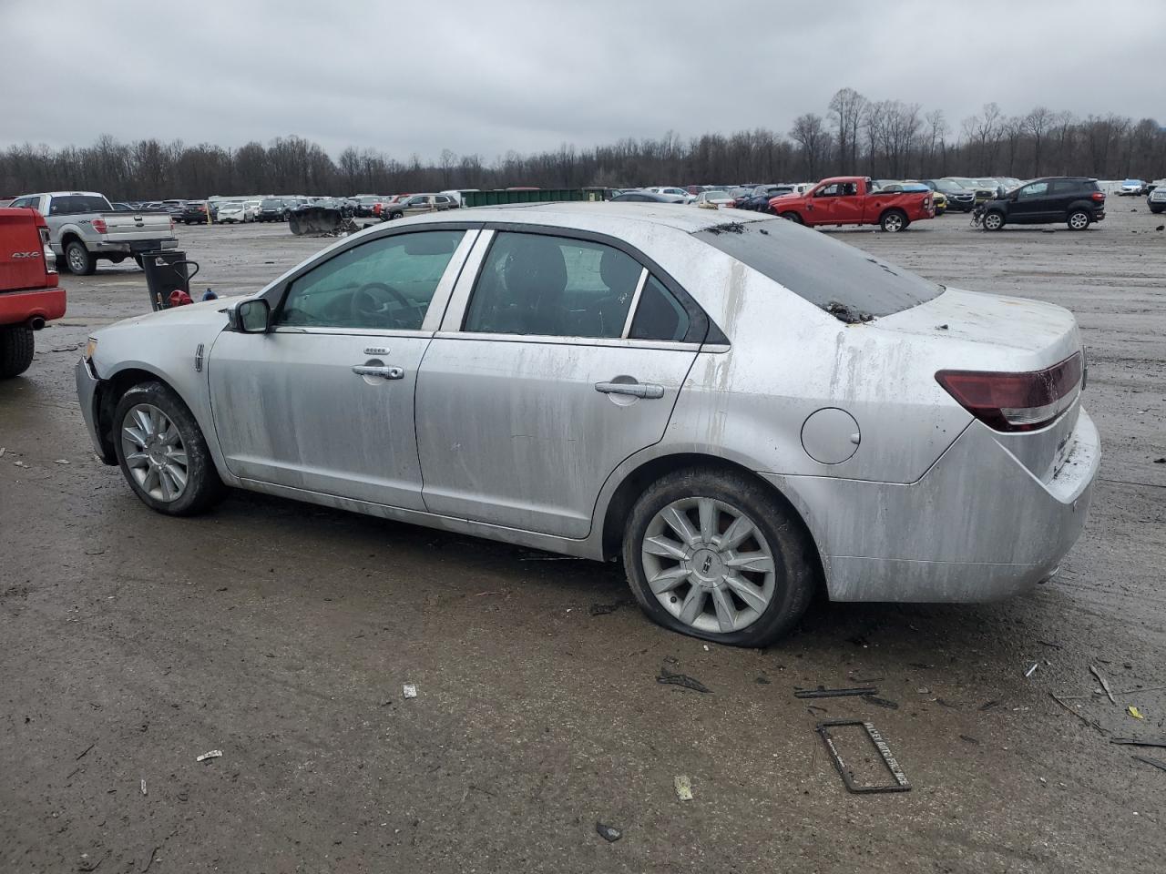 2012 Lincoln MKZ - Image 2