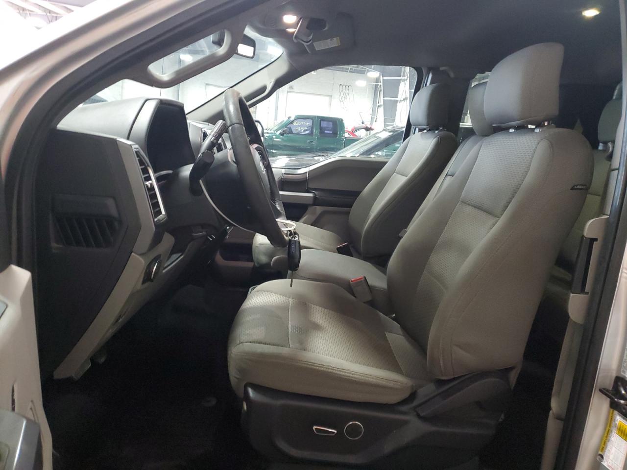 2015 Ford F-150 - Image 7