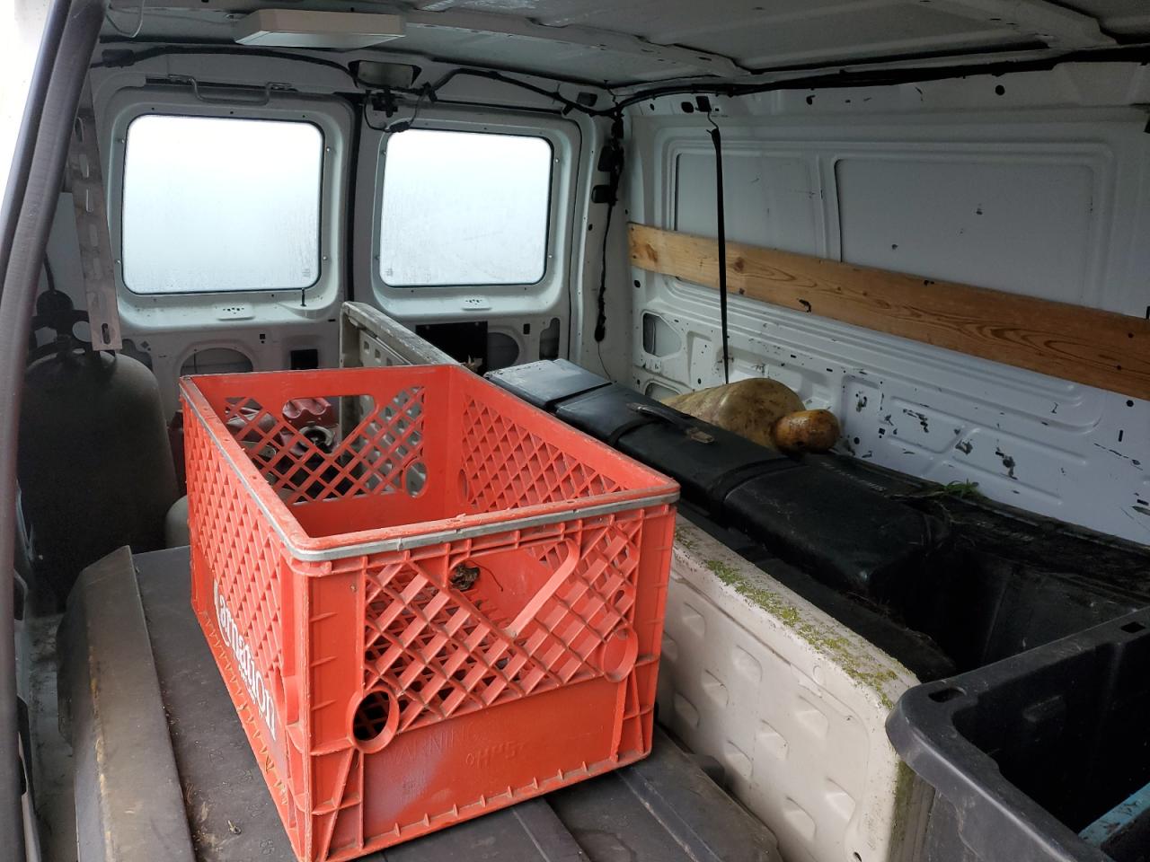 2009 Ford Econoline - Image 10
