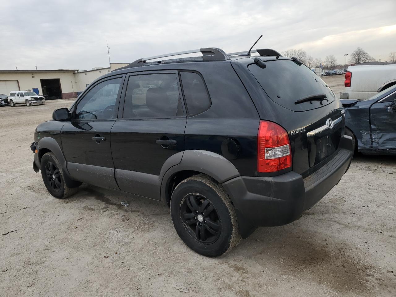 2008 Hyundai Tucson - Image 2