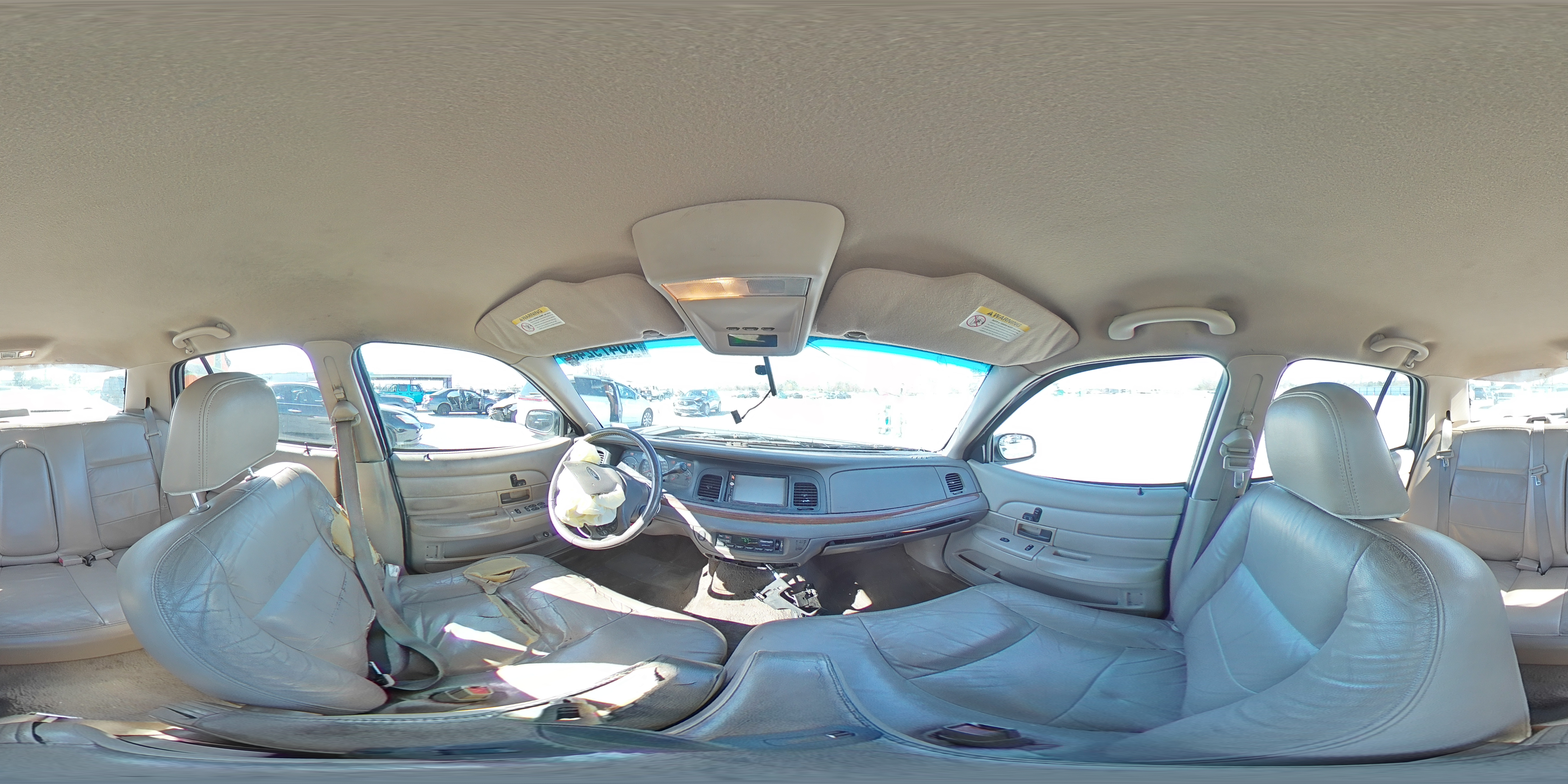 2004 Ford Crown Victoria - Image 12