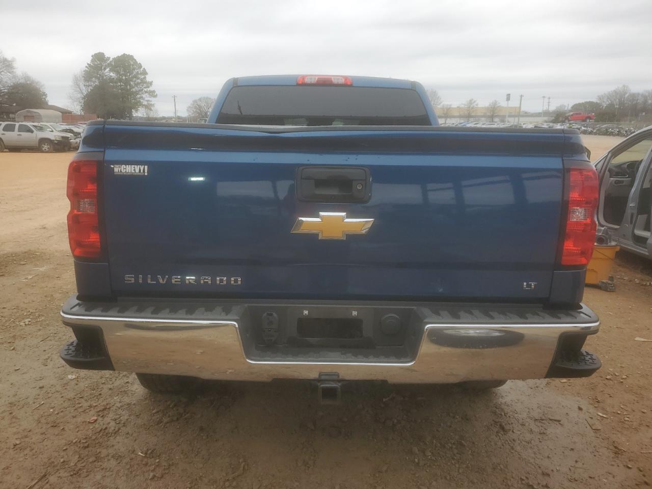 2018 Chevrolet Silverado - Image 6