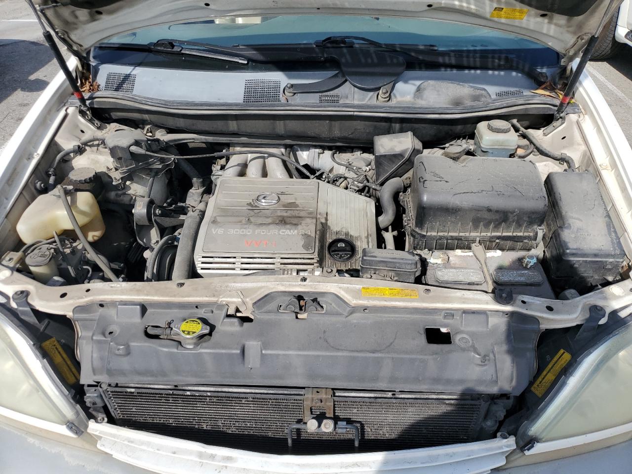 2001 Lexus RX - Image 11