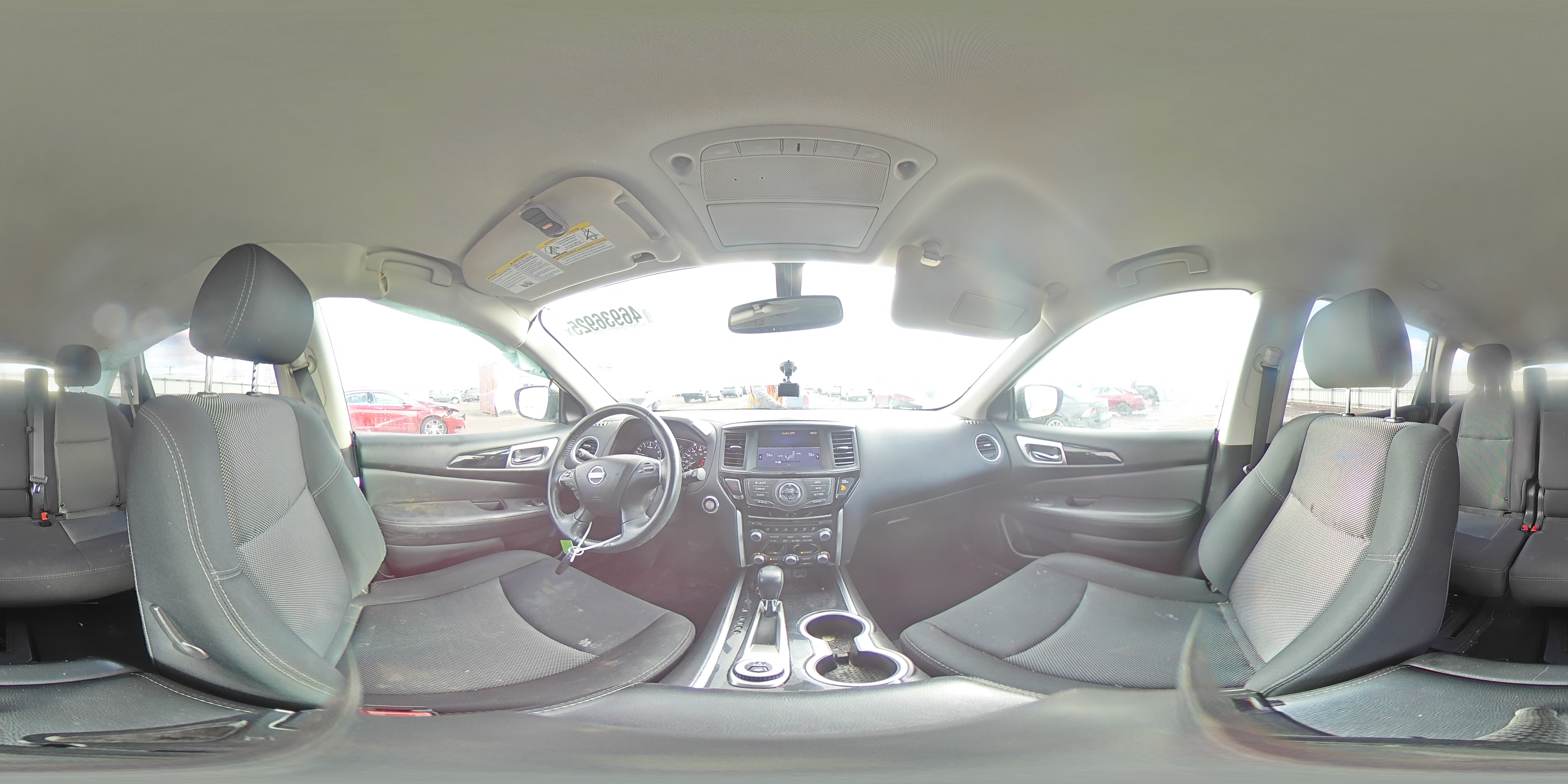 2018 Nissan Pathfinder - Image 13