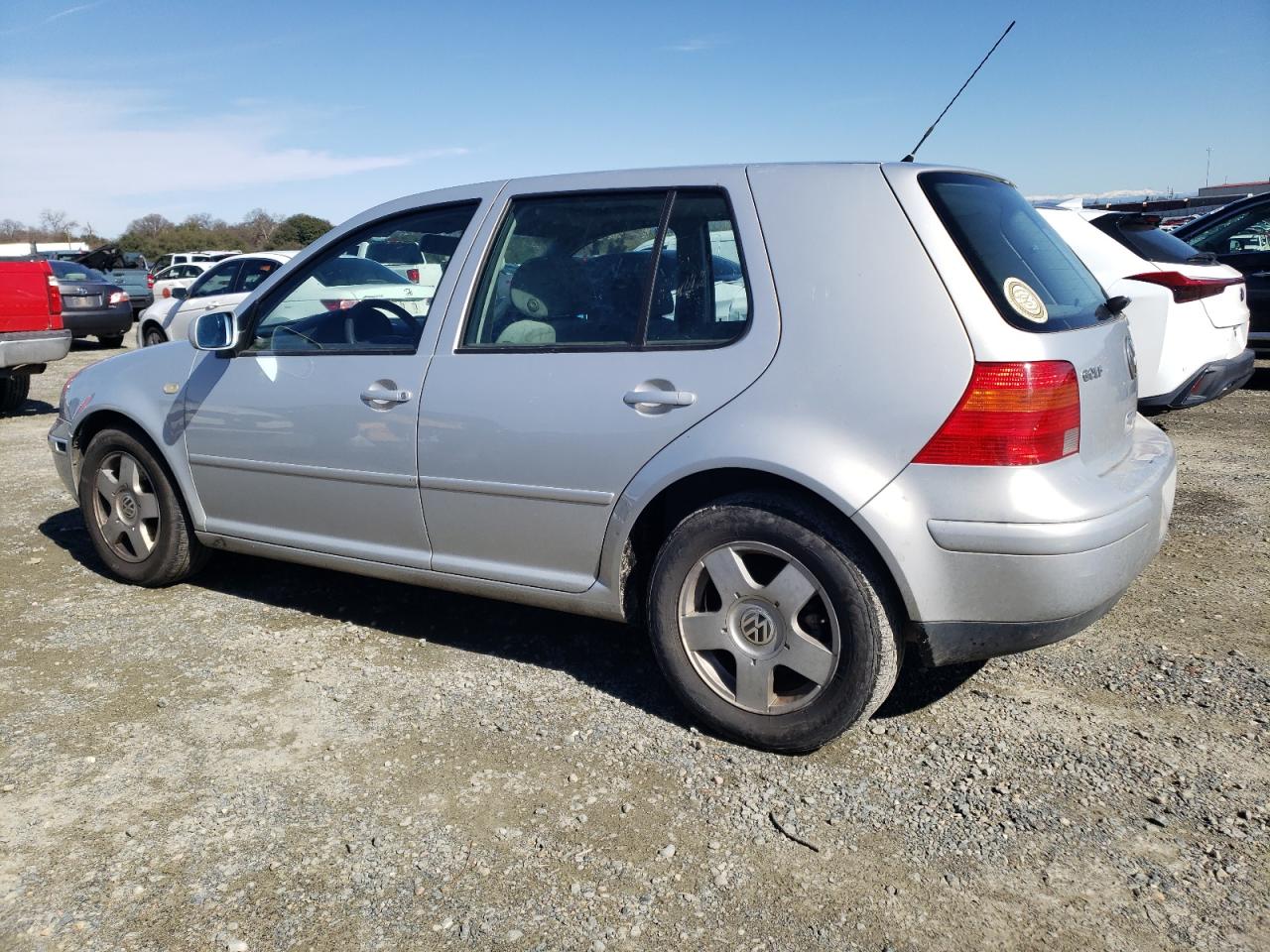 2000 Volkswagen Golf - Image 2