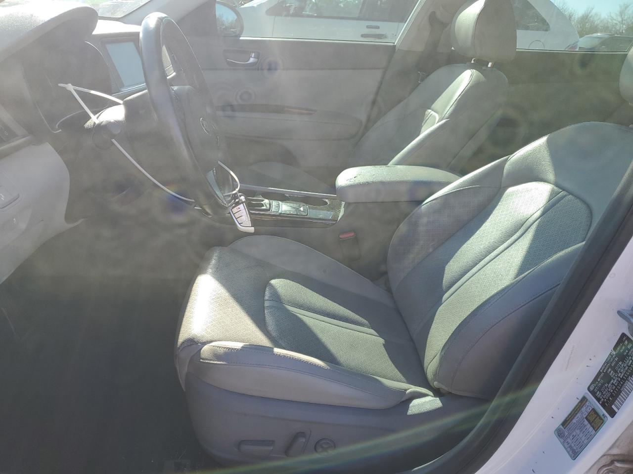 2016 Kia Optima - Image 7