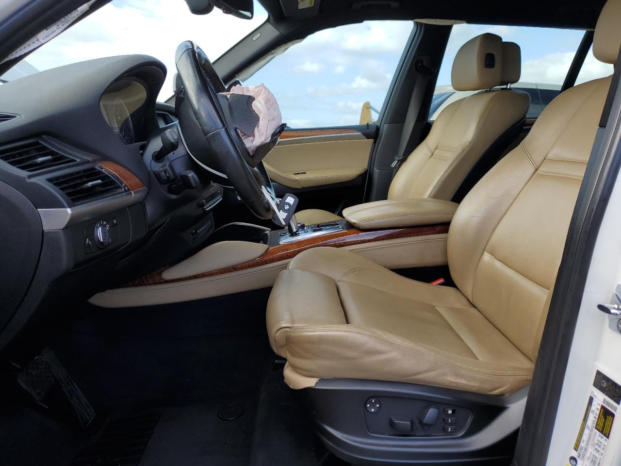 2010 BMW X5 - Image 7