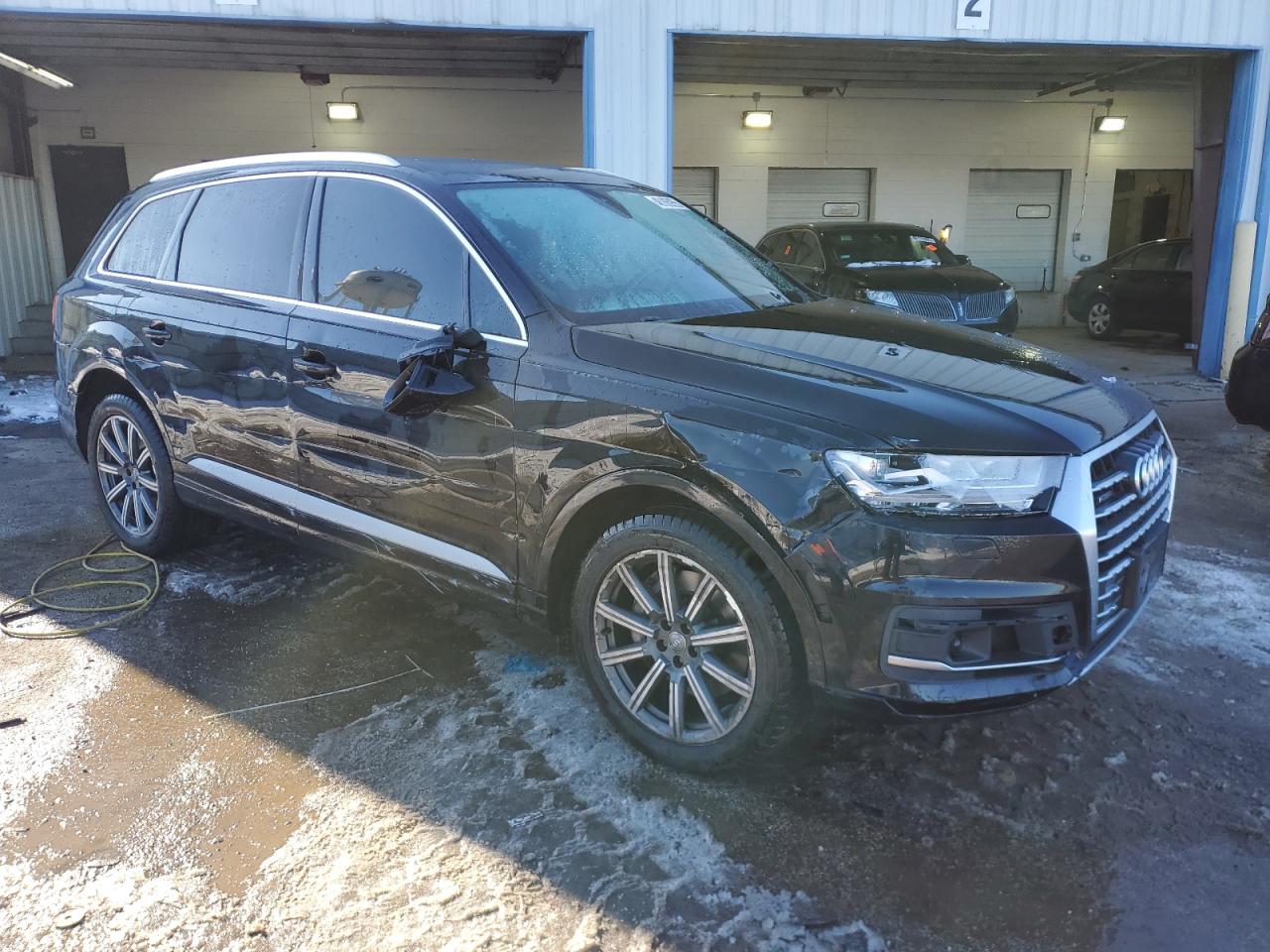 2018 Audi Q7 - Image 4