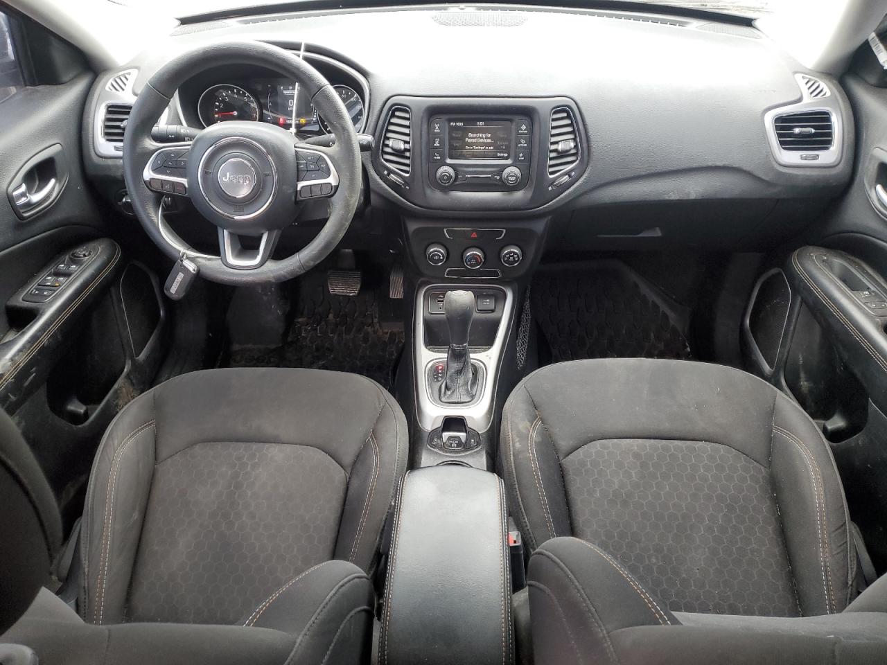 2018 Jeep Compass - Image 8