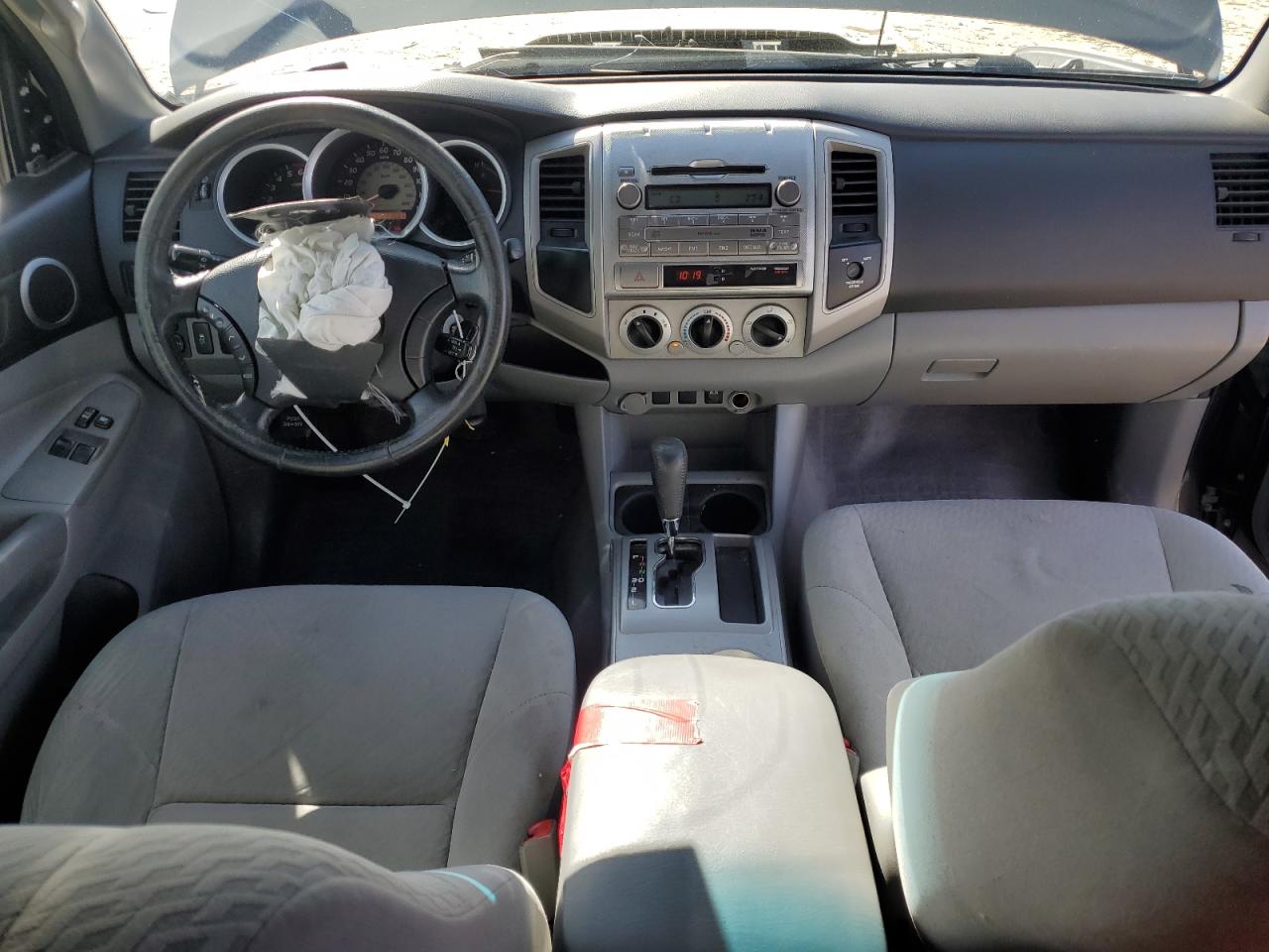 2010 Toyota Tacoma - Image 8
