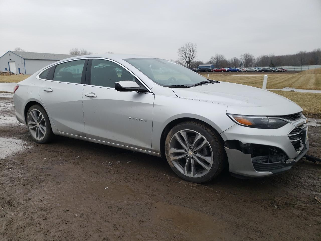 2022 Chevrolet Malibu - Image 4