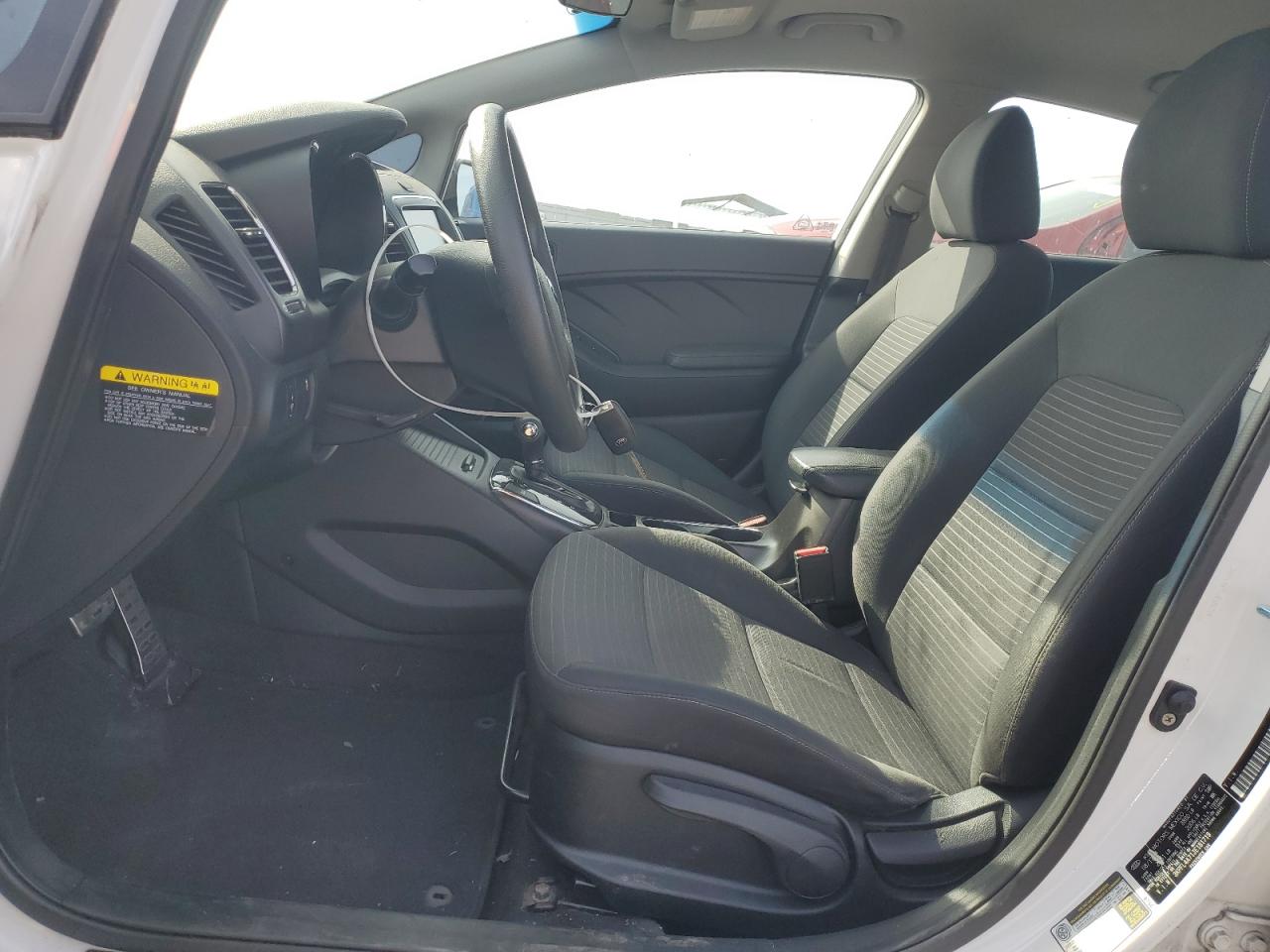 2018 Kia Forte - Image 7