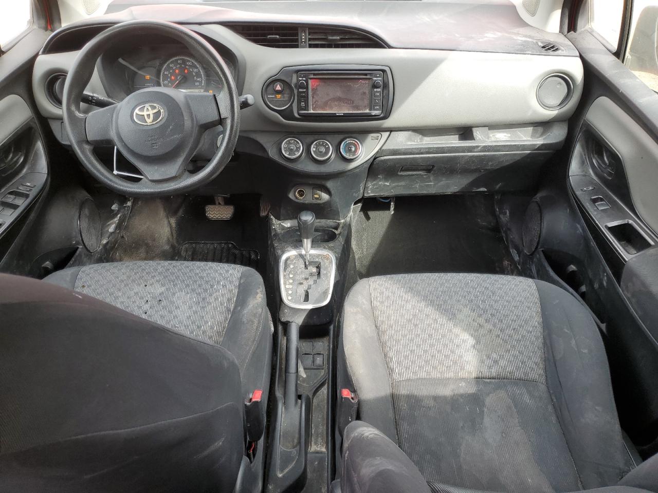 2015 Toyota Yaris - Image 8