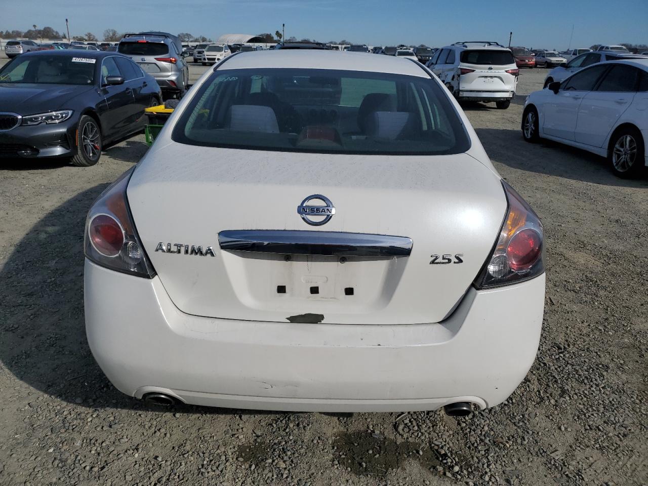 2011 Nissan Altima - Image 6