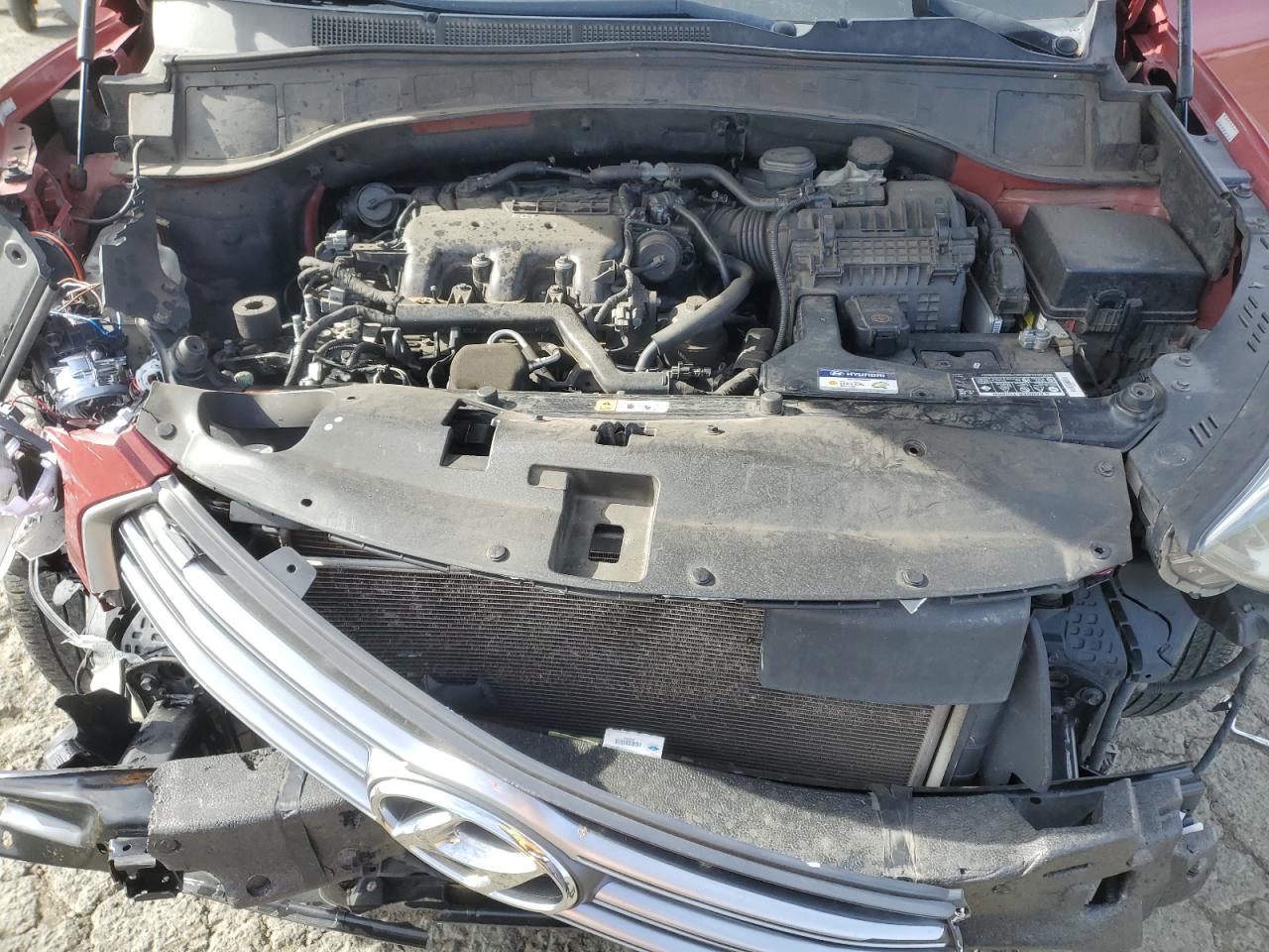 2017 Hyundai Santa Fe - Image 12