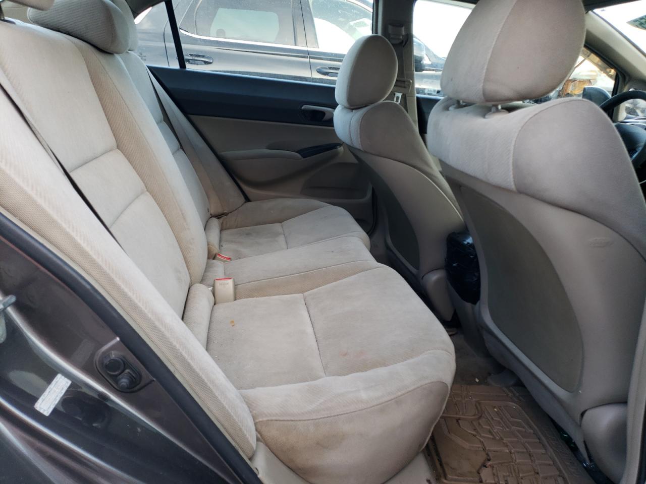 2011 Honda Civic - Image 10