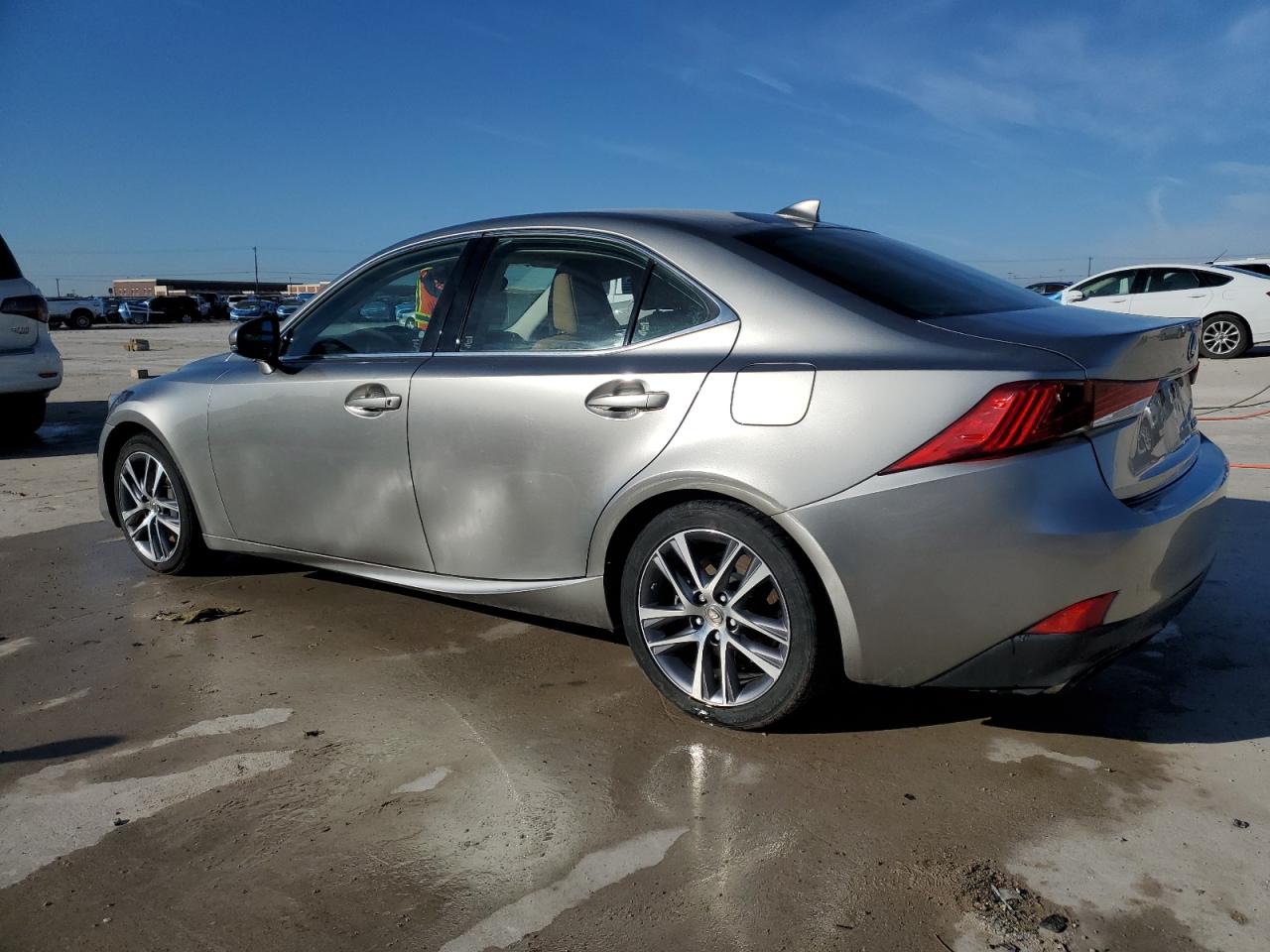 2019 Lexus IS - Image 2