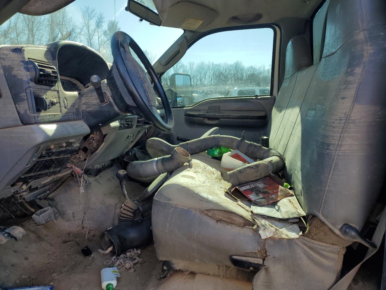 2006 Ford F350 - Image 7
