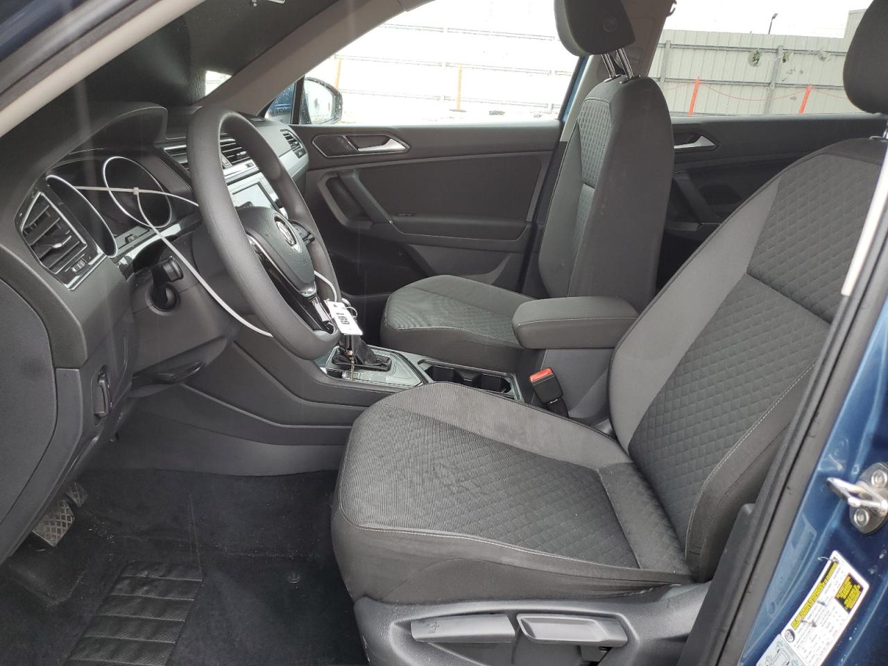 2018 Volkswagen Tiguan - Image 7