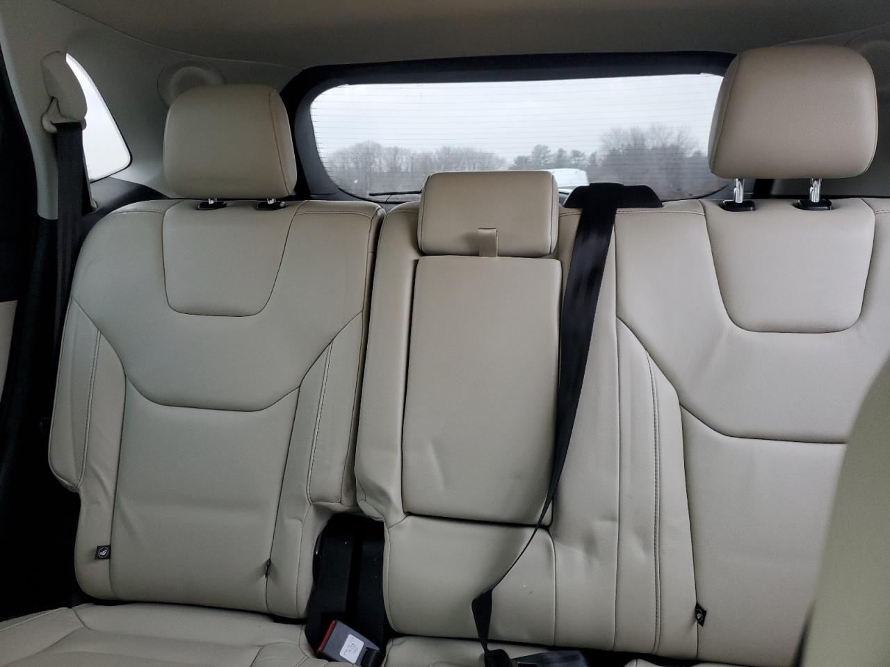 2017 Ford Edge - Image 10