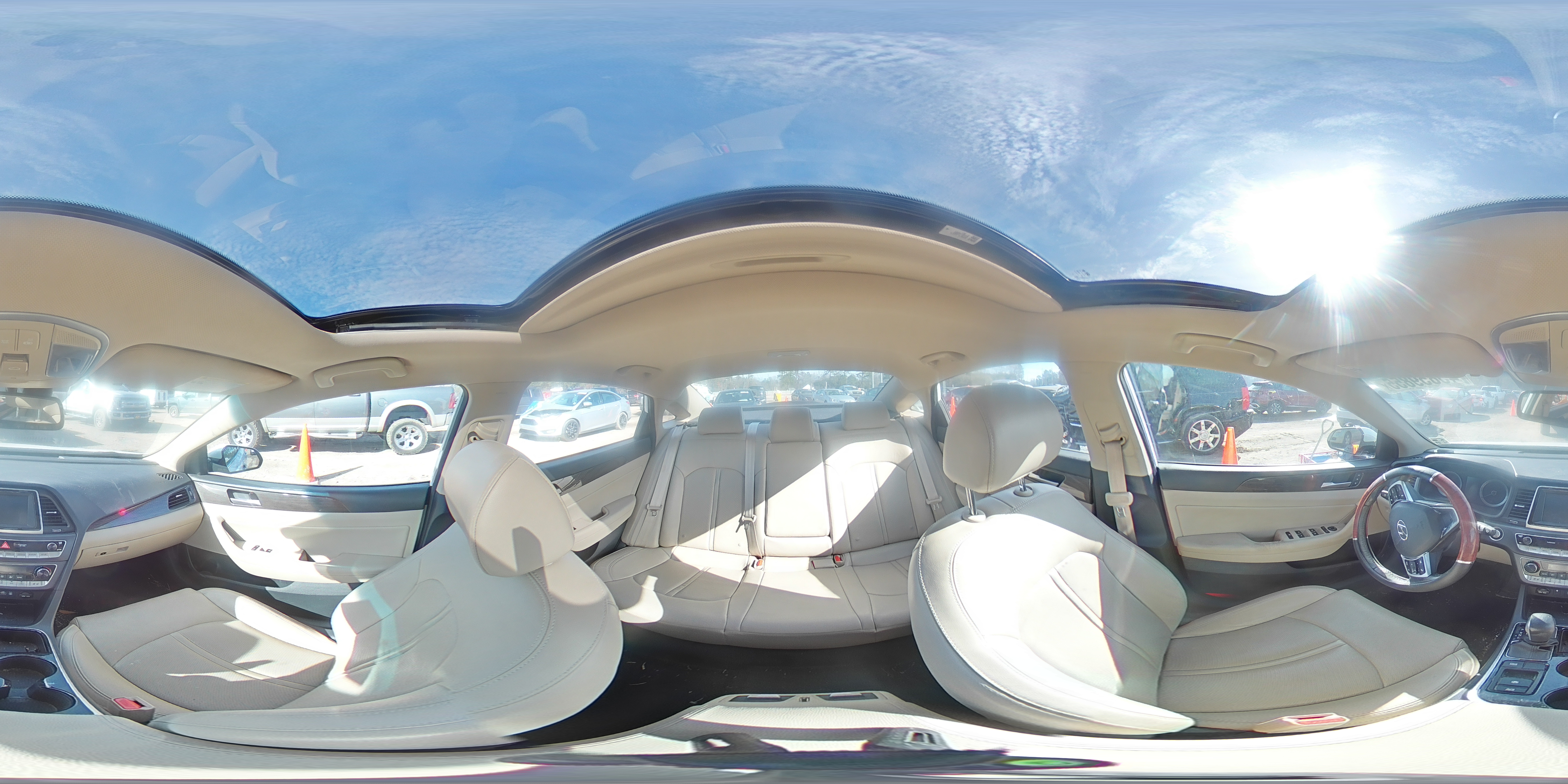 2019 Hyundai Sonata - Image 12