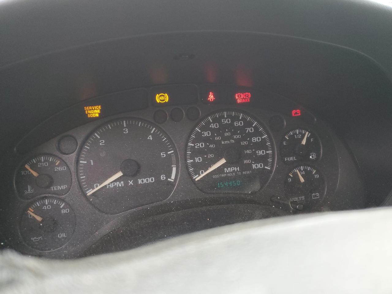 2002 Chevrolet S-10 Pickup - Image 9