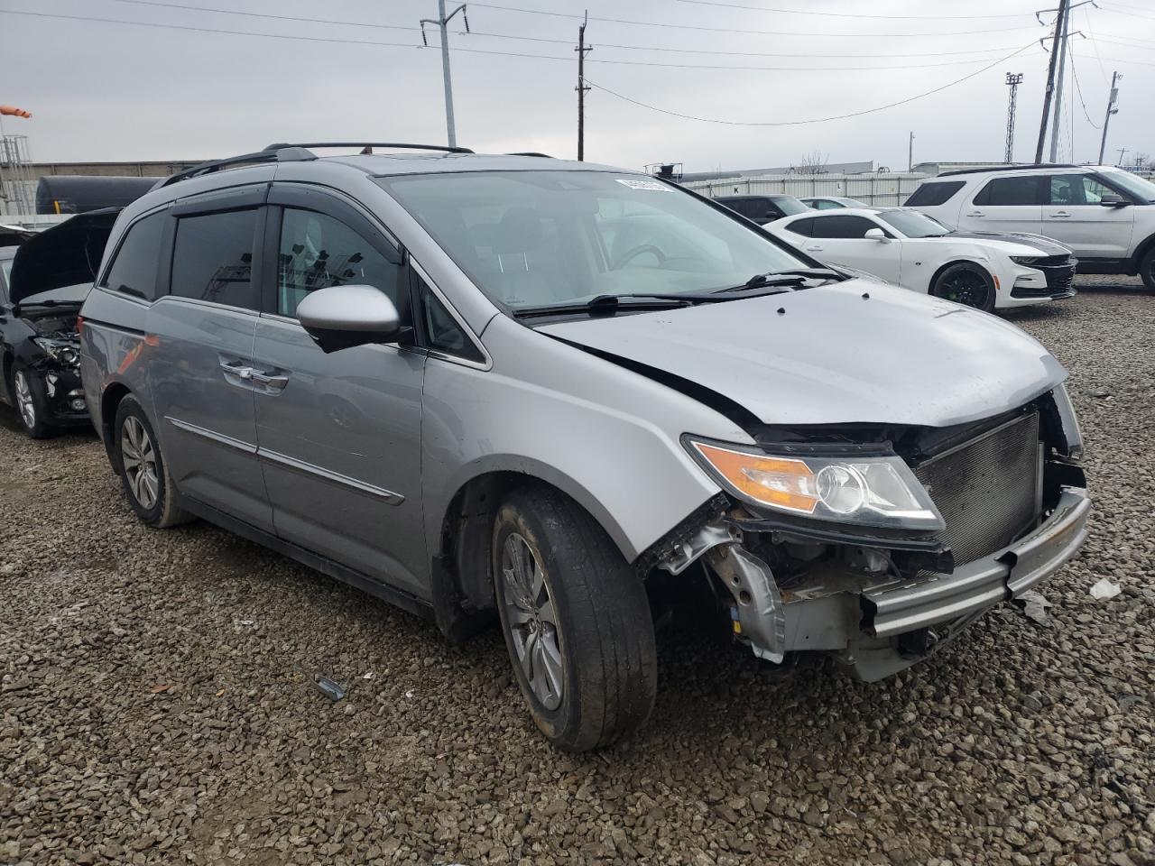 2016 Honda Odyssey - Image 4