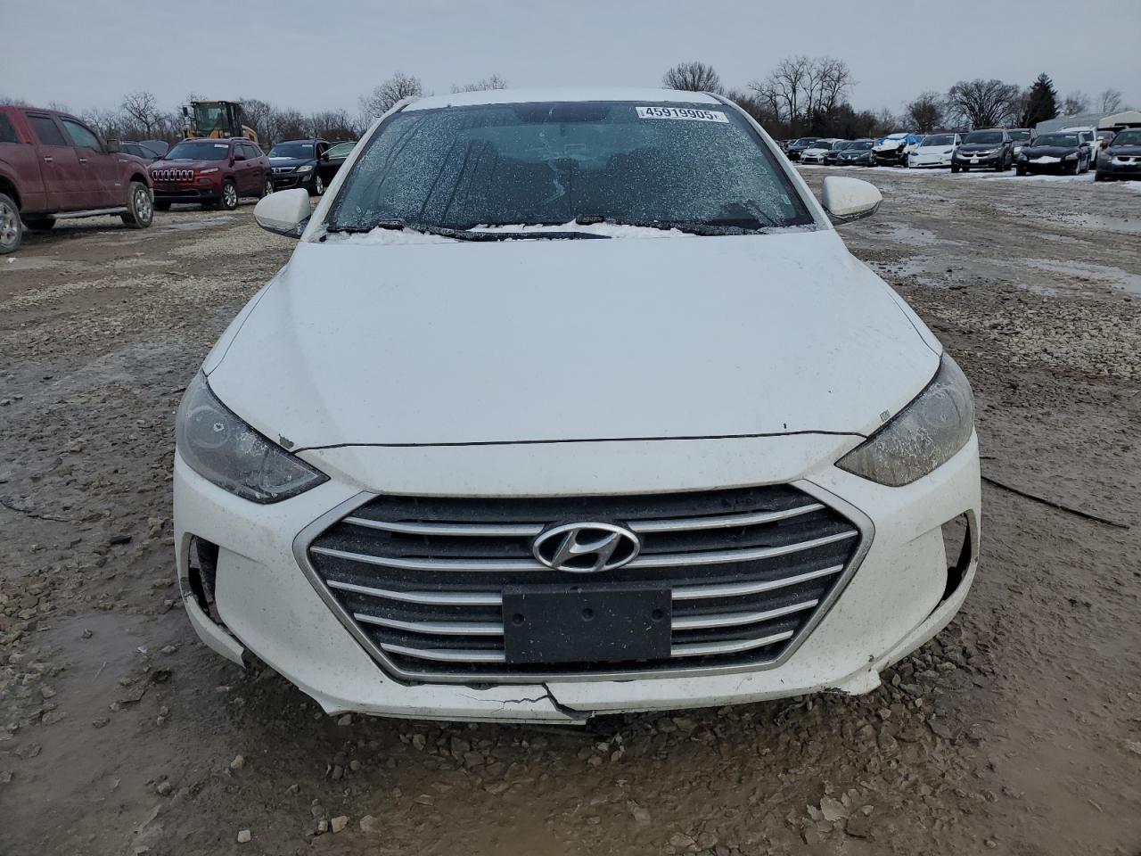2018 Hyundai Elantra - Image 5