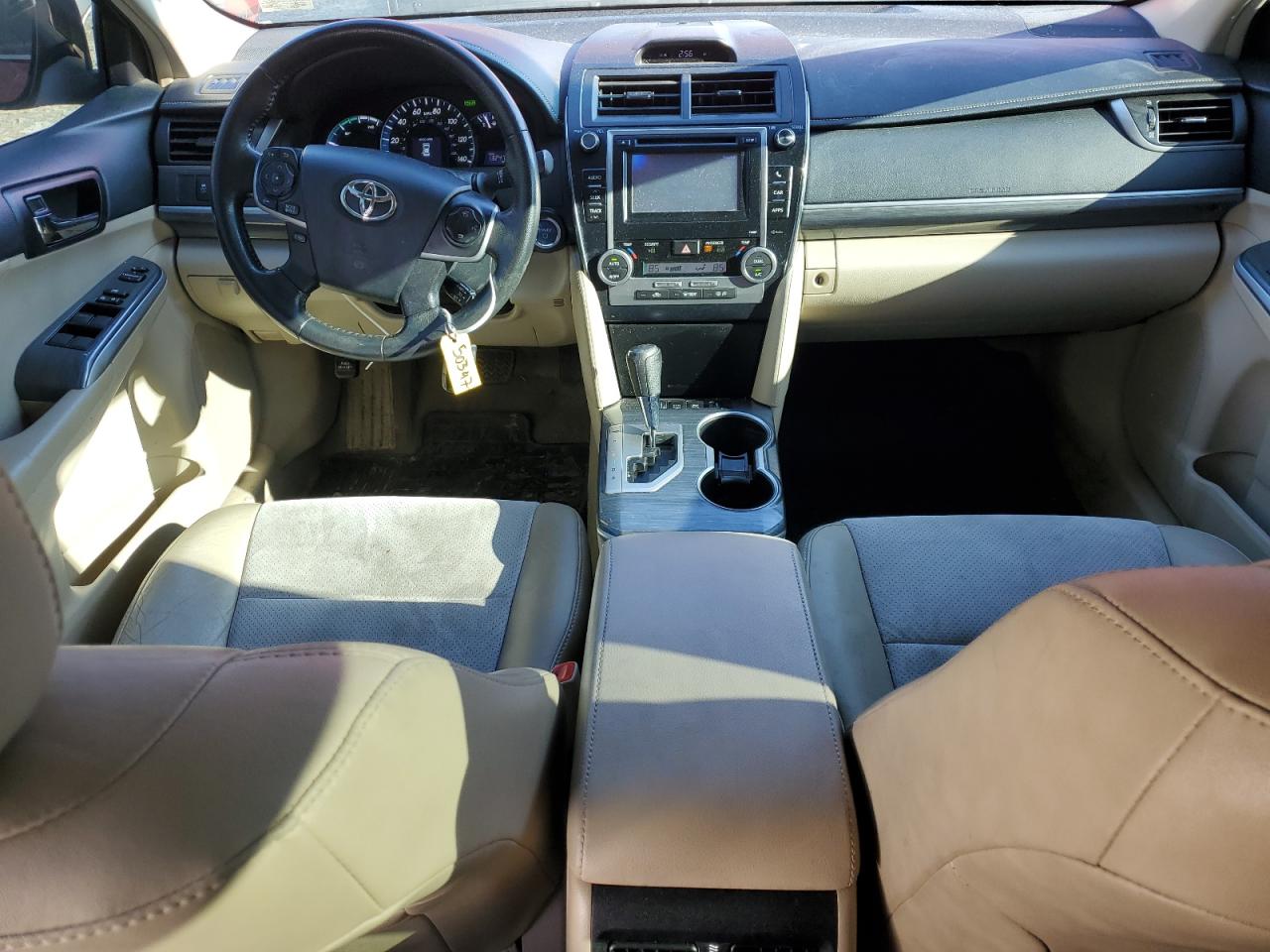2012 Toyota Camry - Image 8